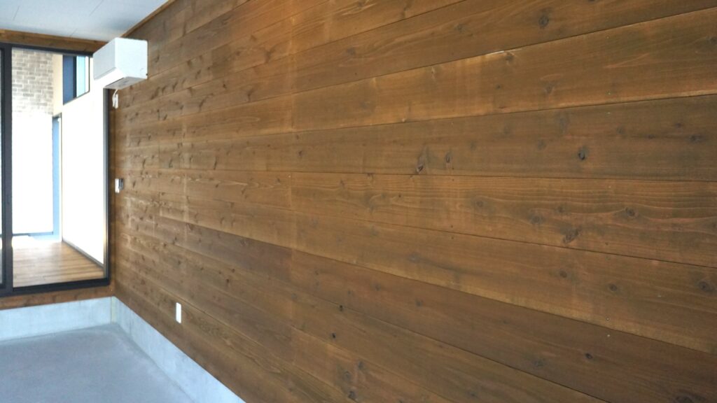 春日部Ⅱ-壁面ビス打ちOK